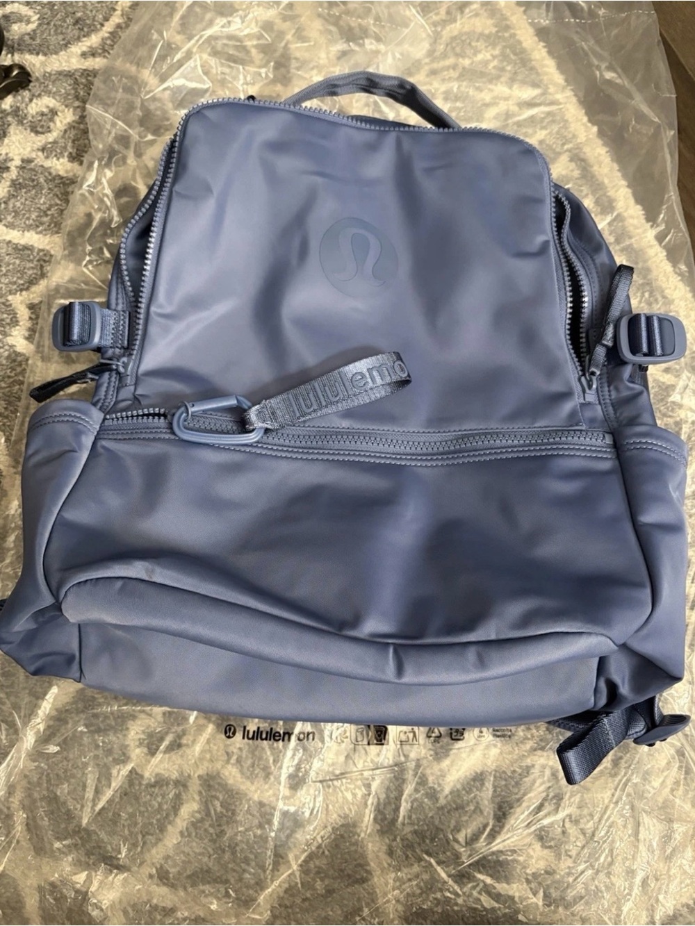 LULULEMON New Crew Backpack - Brilliant Blue 22L - Picture 4 of 7